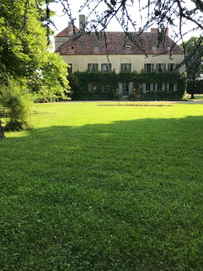 Chateau De Vesset Tréteau Exteriör bild