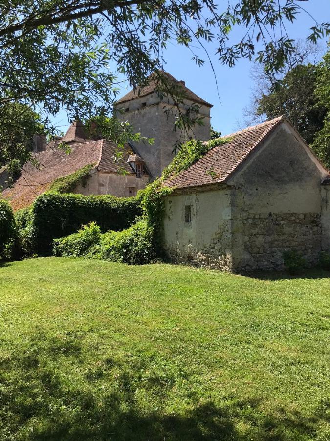 Chateau De Vesset Tréteau Exteriör bild